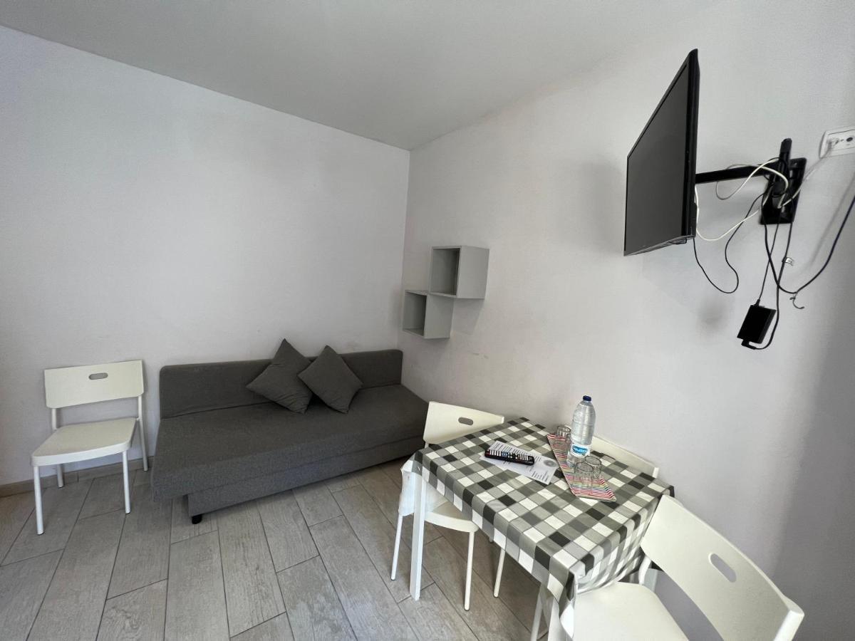 Apartamentos Comfort Calella Zewnętrze zdjęcie