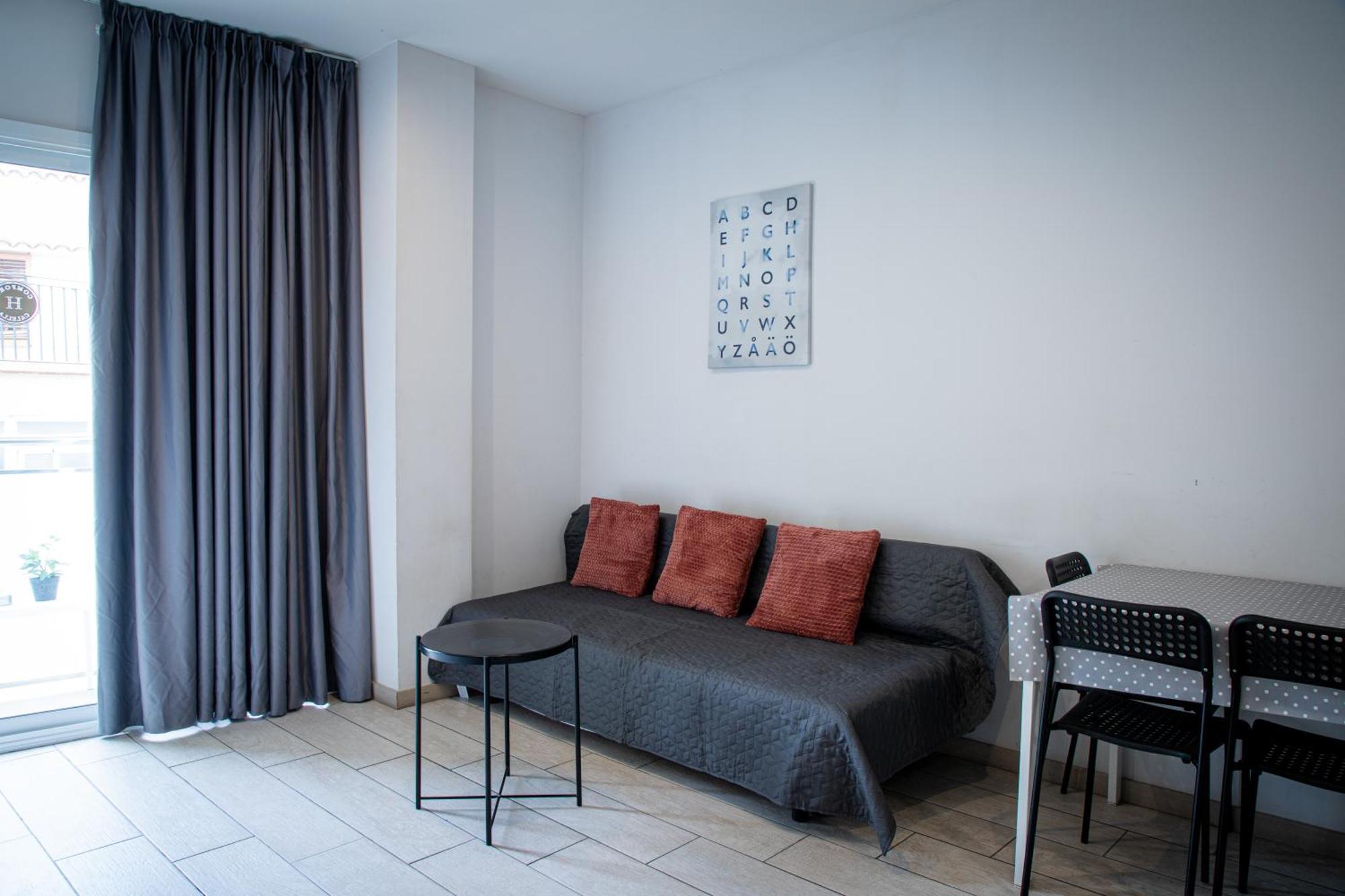 Apartamentos Comfort Calella Zewnętrze zdjęcie