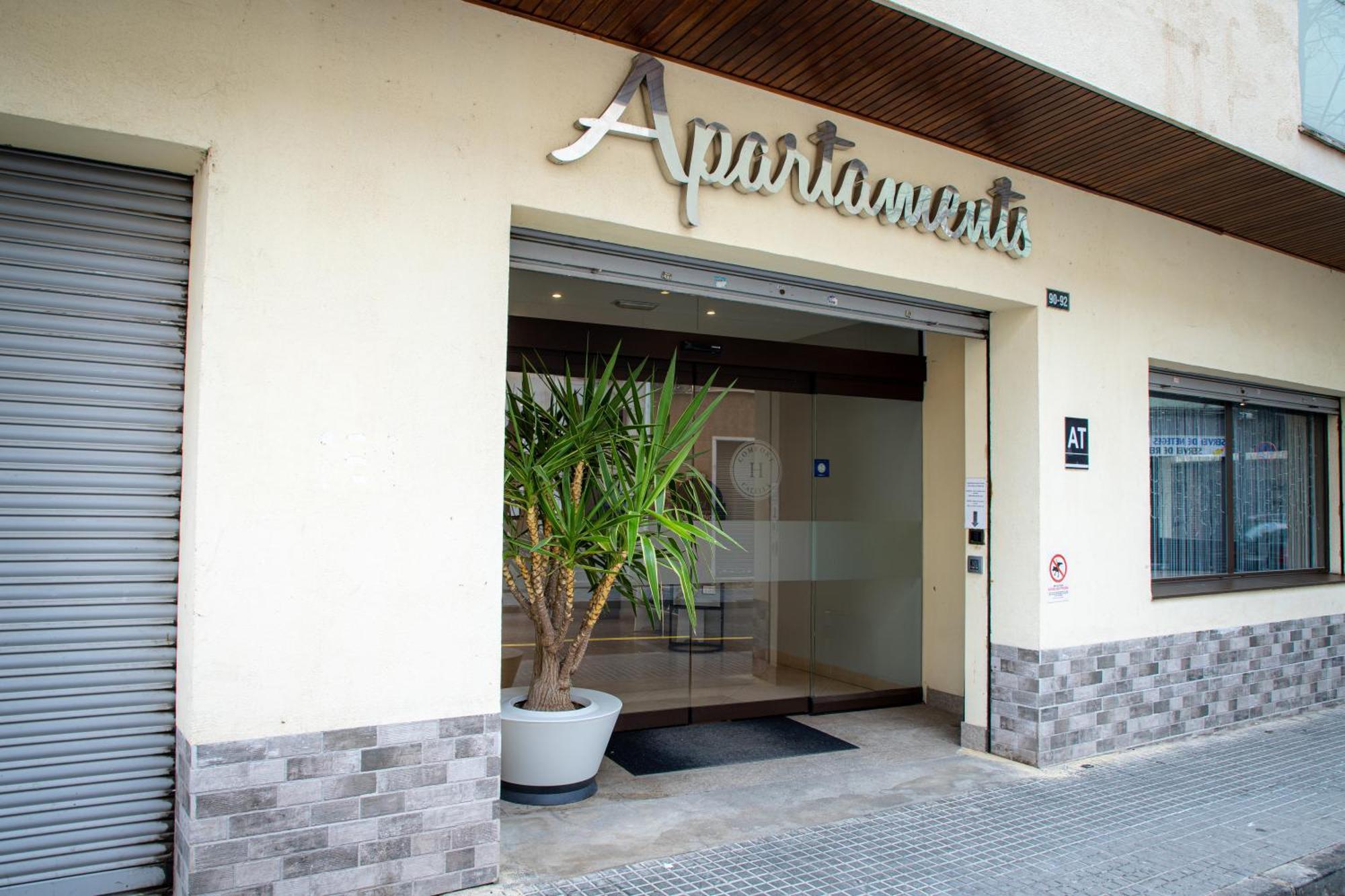 Apartamentos Comfort Calella Zewnętrze zdjęcie