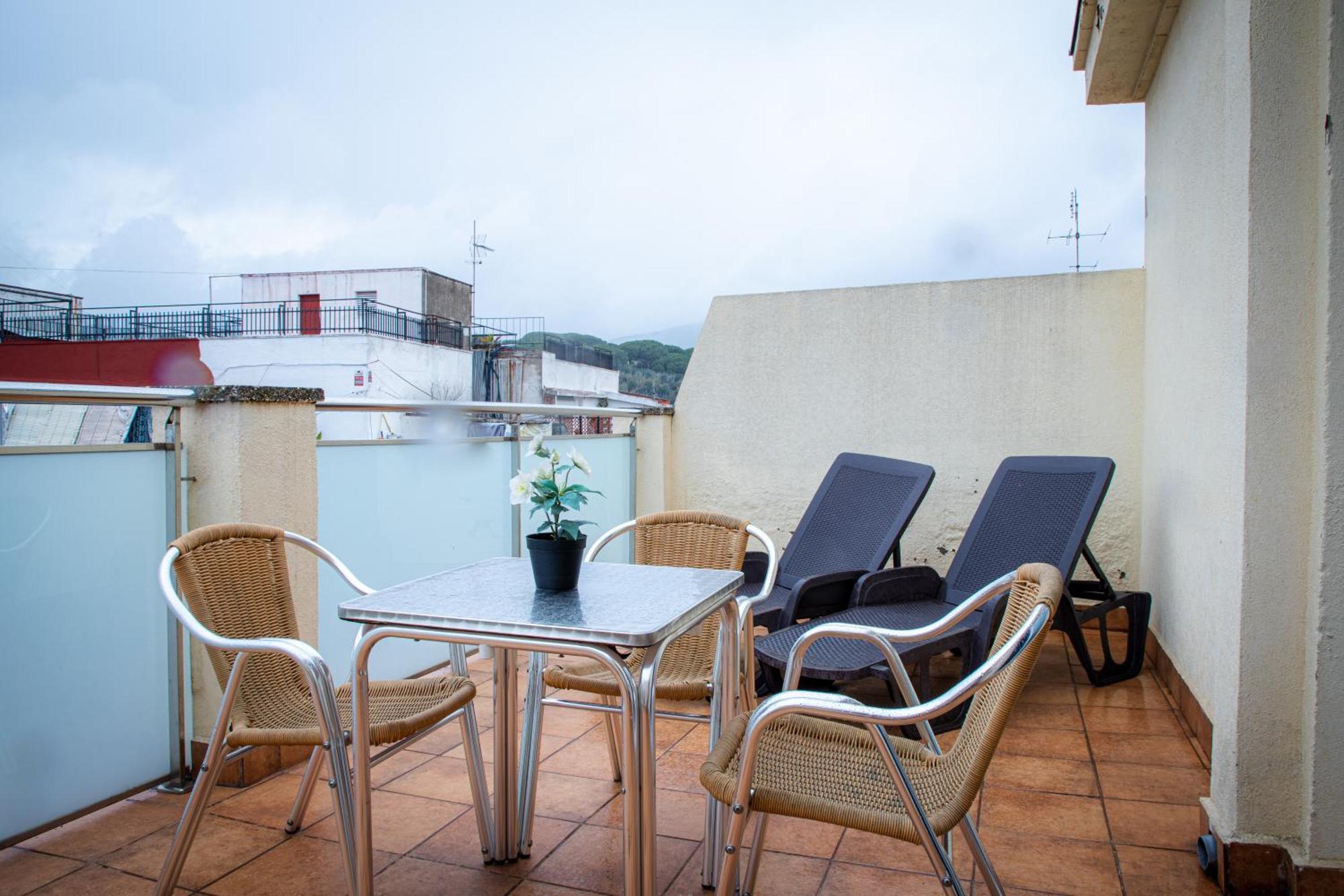 Apartamentos Comfort Calella Zewnętrze zdjęcie
