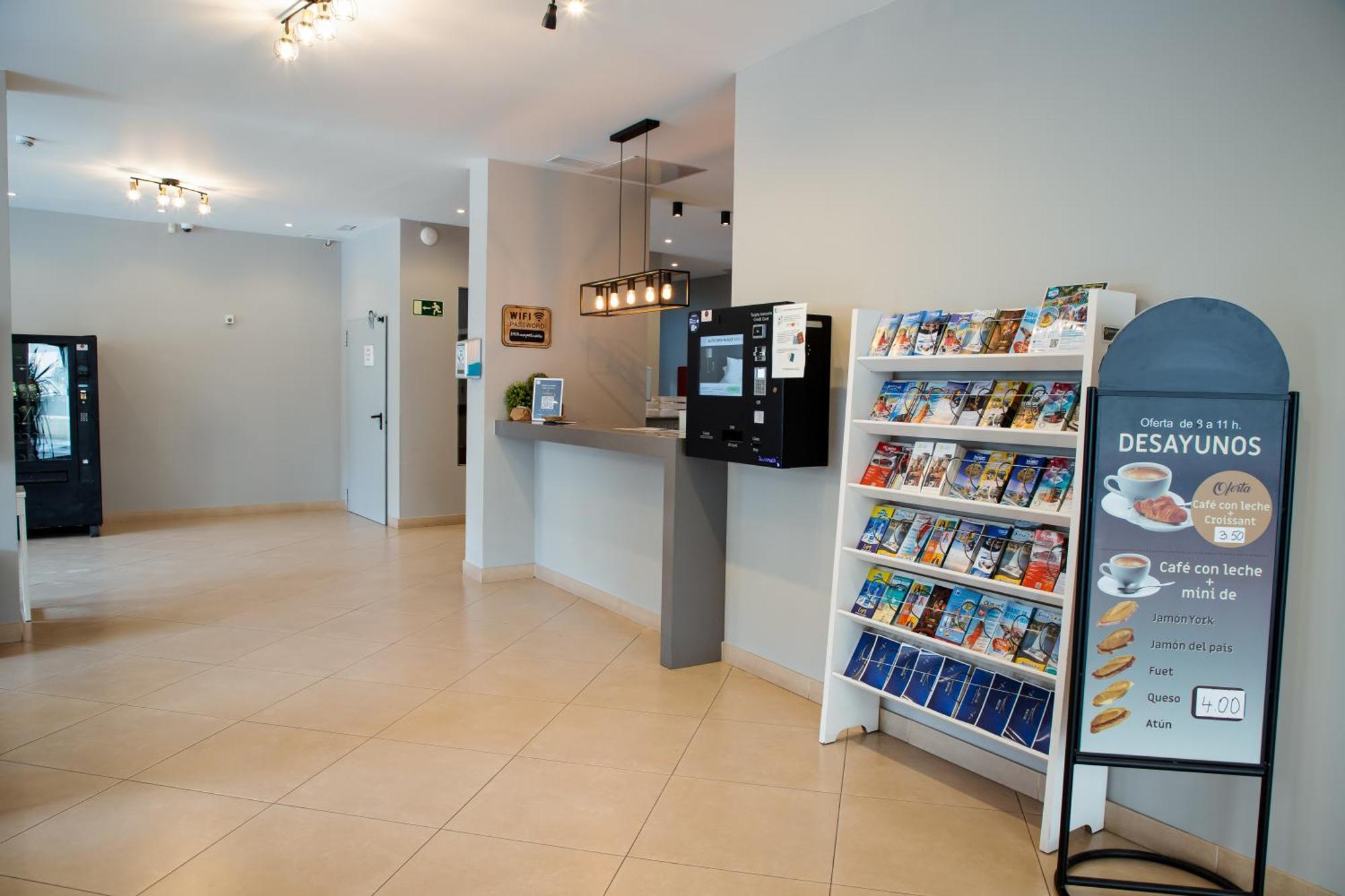 Apartamentos Comfort Calella Zewnętrze zdjęcie