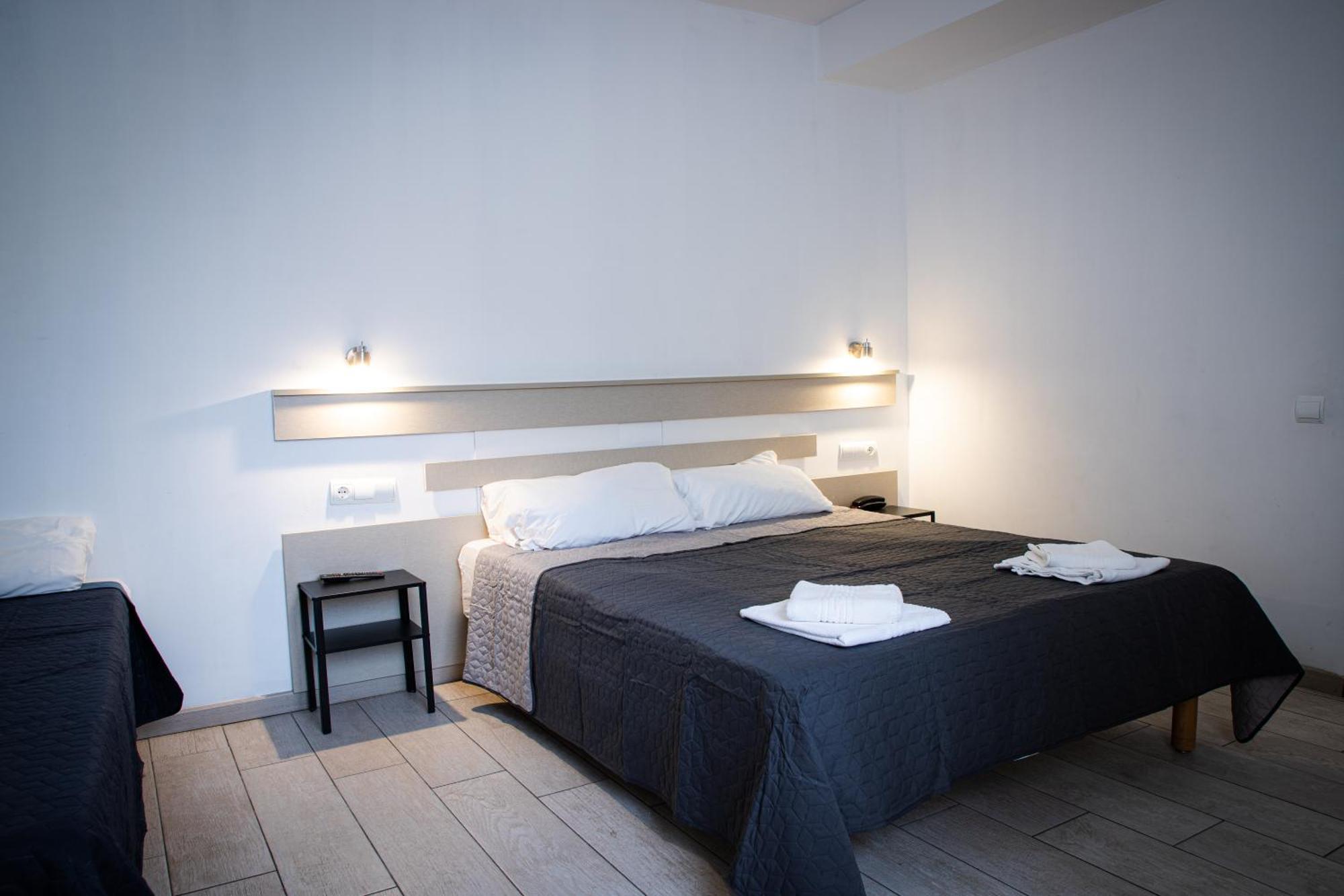 Apartamentos Comfort Calella Zewnętrze zdjęcie