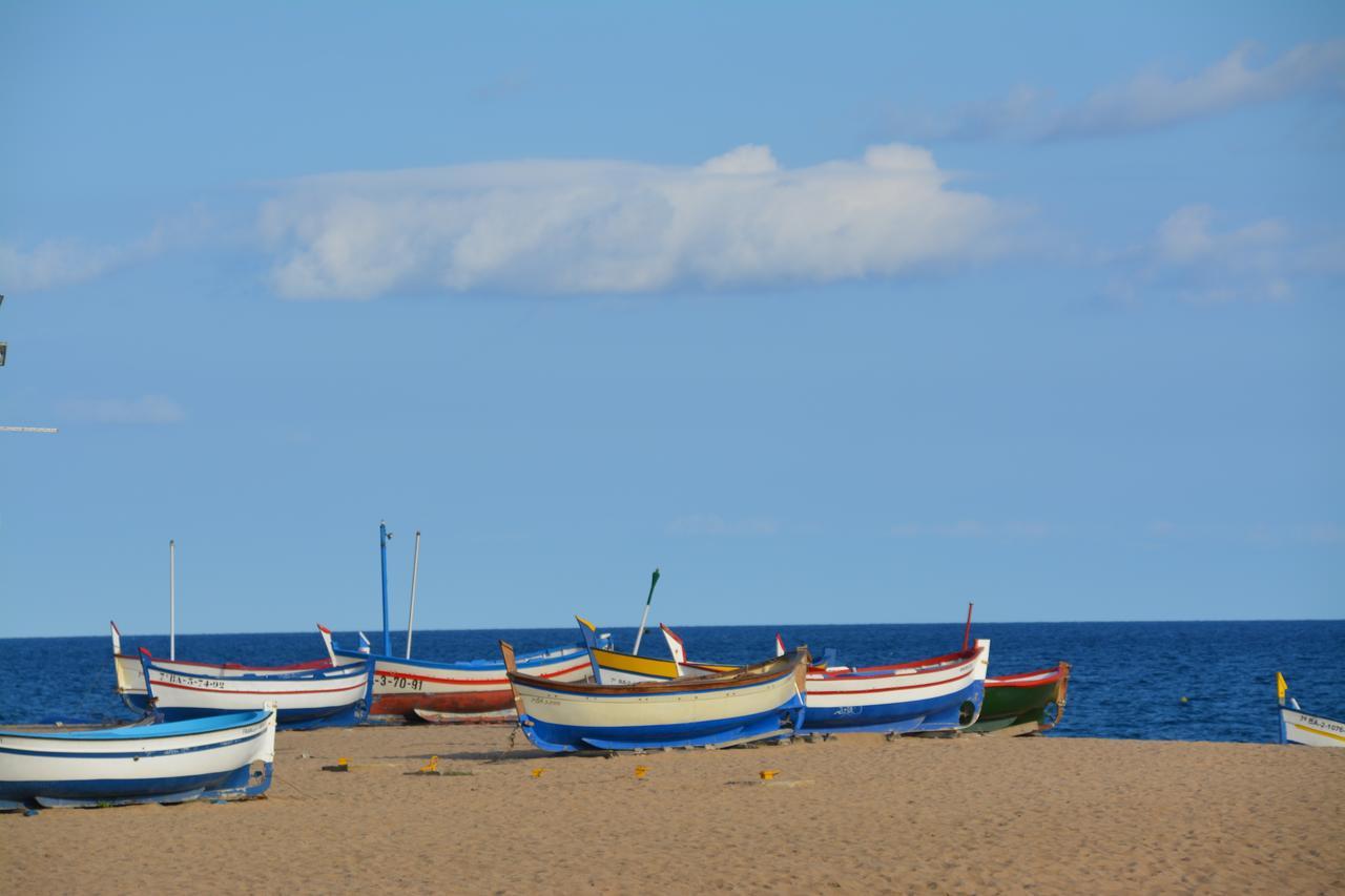 Apartamentos Comfort Calella Zewnętrze zdjęcie